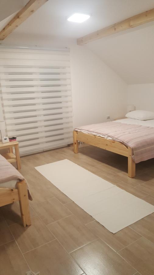 Pansion I Restoran ,, Pogled" Hotel Han Pijesak Екстериор снимка