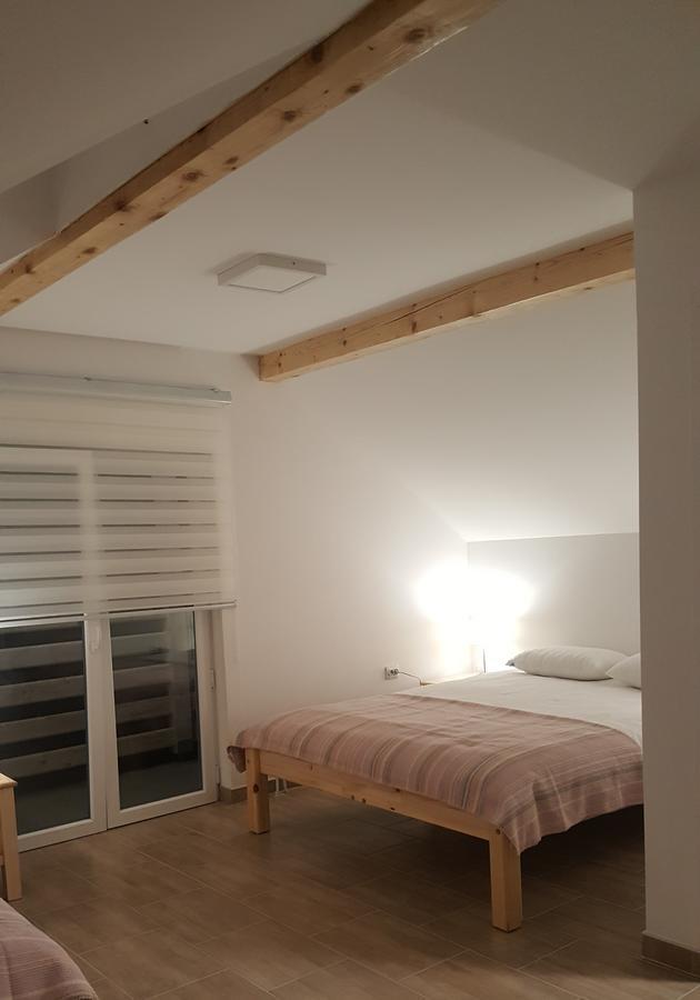 Pansion I Restoran ,, Pogled" Hotel Han Pijesak Екстериор снимка