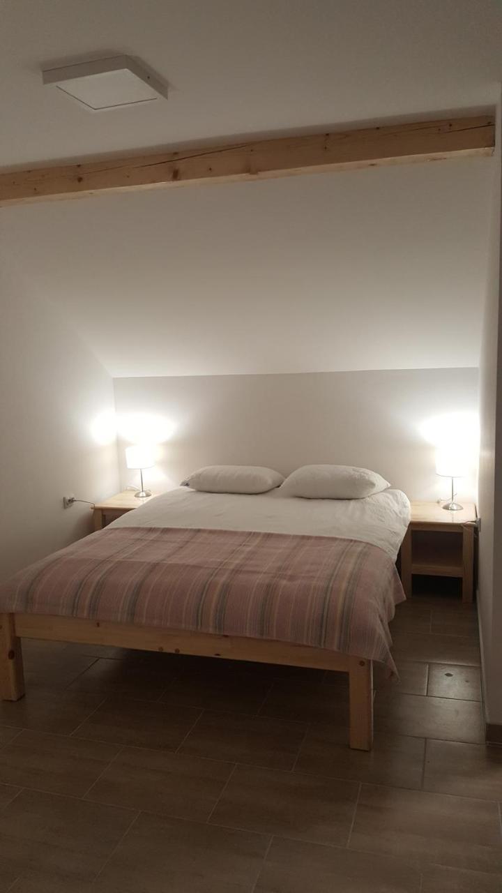 Pansion I Restoran ,, Pogled" Hotel Han Pijesak Екстериор снимка