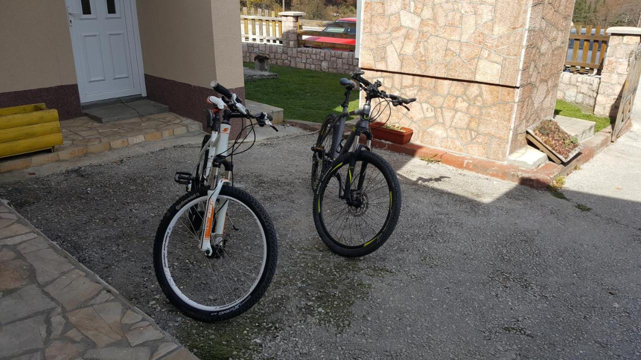 Pansion I Restoran ,, Pogled" Hotel Han Pijesak Екстериор снимка