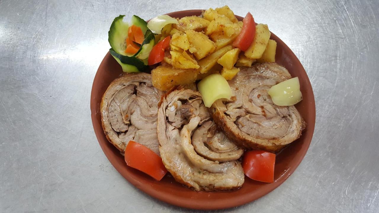 Pansion I Restoran ,, Pogled" Hotel Han Pijesak Екстериор снимка